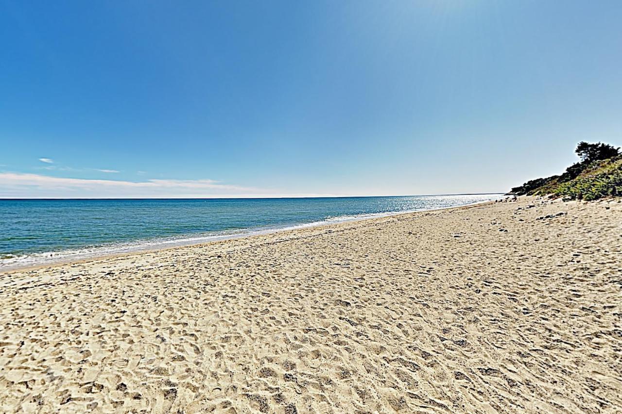 Ocean Point Oasis Villa Mashpee Bagian luar foto